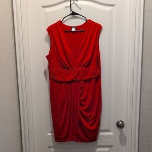 VENUS Red Sheath Midi Dress Scoop Neck Cocktail
